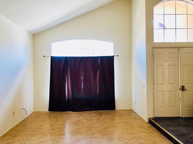 Foto del edificio - 3116 Coyote Rd