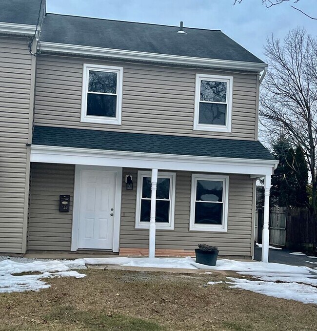 Building Photo - 534 Voorhees Ave