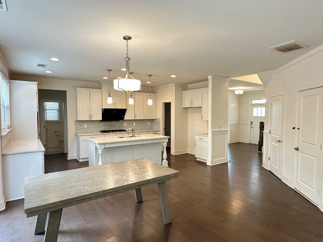 Building Photo - 987 Halletts Peak Pl