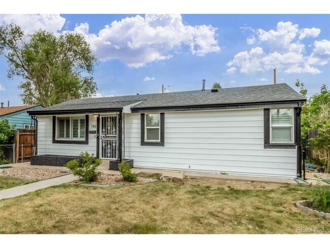 Photo - 760 Stuart St House