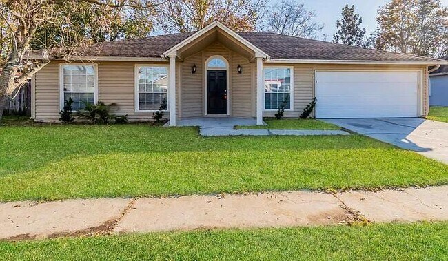 Foto del edificio - 7046 Swamp Flower Dr N