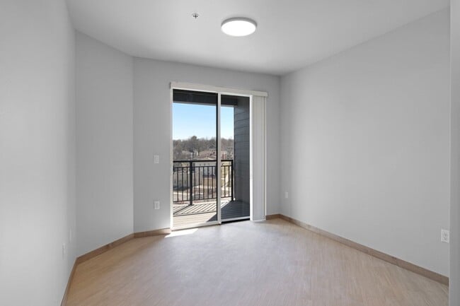 Interior Photo - The Urbane