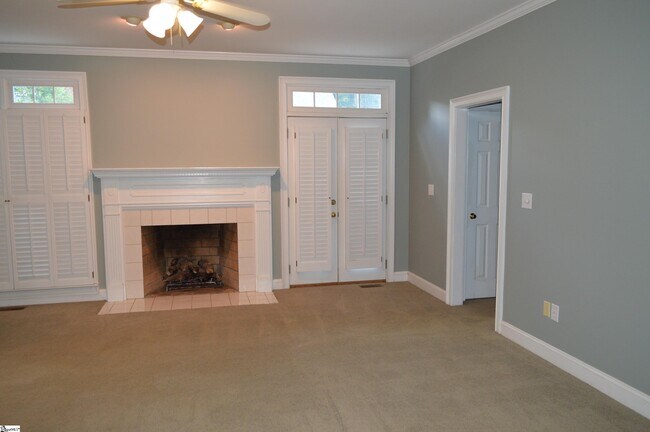 Building Photo - 2 Deep Springs Way