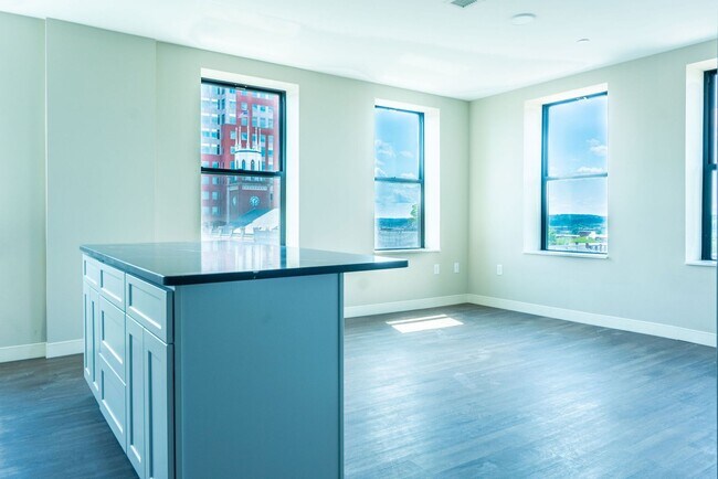 Foto del edificio - 967 Elm St