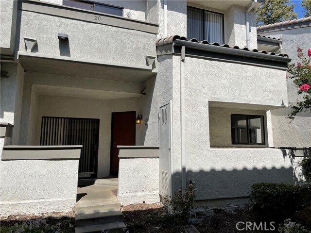 Foto del edificio - 20 Blackbird Ln