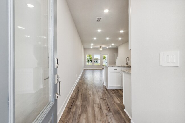 Foto del edificio - 95353 Katherine St