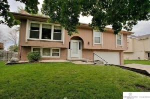 Primary Photo - 2741 N 120th Ave