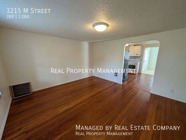 Building Photo - 3215 M St