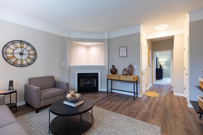 Building Photo - Chestnut Hill Apartments