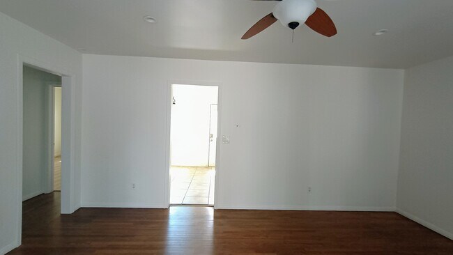 Foto del edificio - 5130 Savannah St