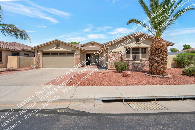 Building Photo - 374 W Azalea Dr