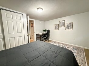 Building Photo - 117 Pollard Ave