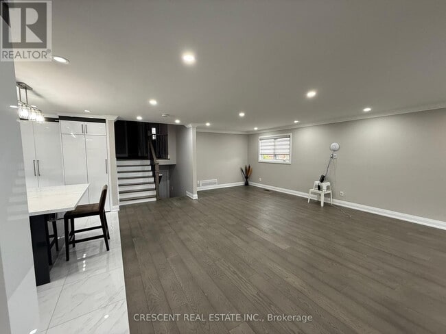 Building Photo - 3941 Longo Cir