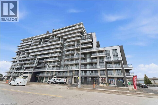 Building Photo - 461 Green Rd