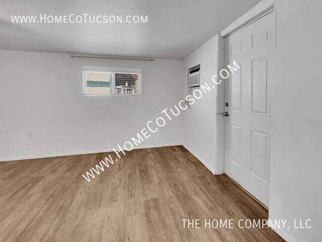 Building Photo - 2802 W Bilby Rd
