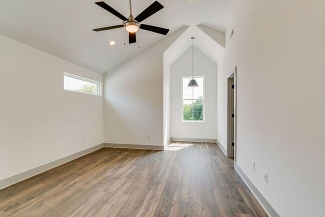 Photo - Beautiful Newer Build in Madison! House