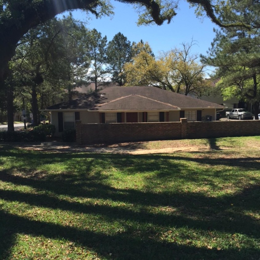 Building Photo - Oak Ridge Apartments