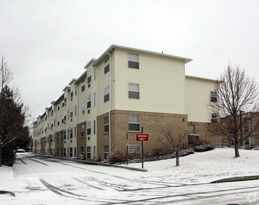 Foto del edificio - Silvercrest Senior Residence 1 & 2