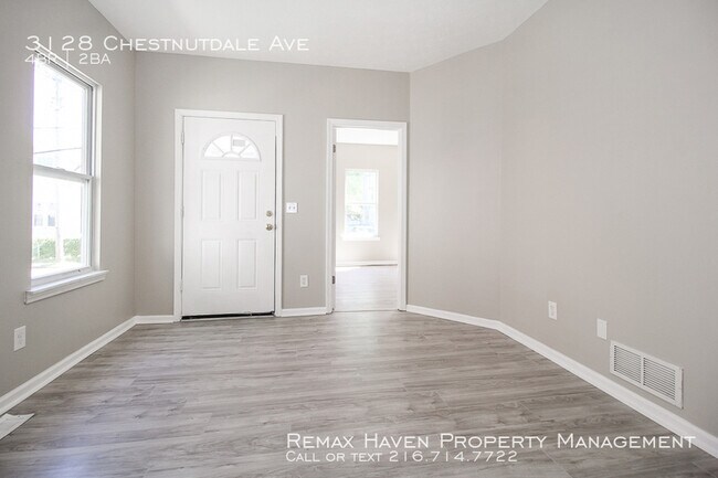 Foto del edificio - 3128 Chestnutdale Ave