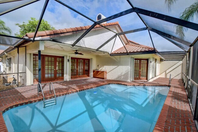 Foto del edificio - 22595 Esplanada Cir W