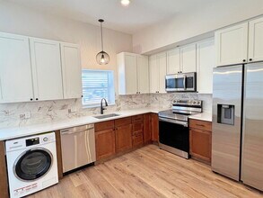 Building Photo - 3327 Tejon St