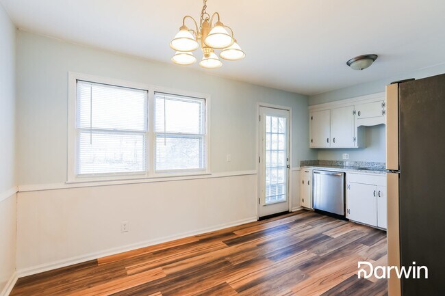 Building Photo - 1501 Johnston Street, Liberty, MO 64068