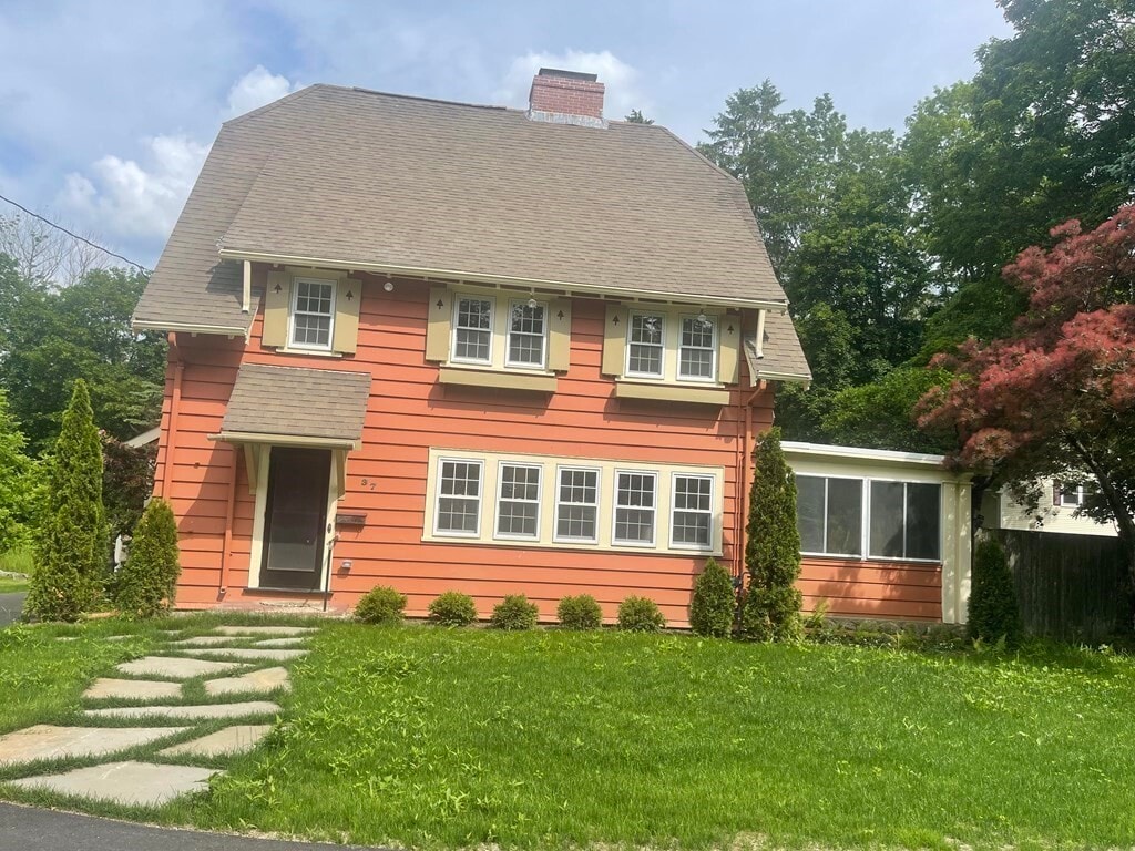 37 Hillside Ave, Bedford, MA 01730 House Rental in Bedford, MA