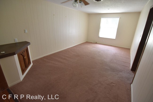 Building Photo - 3 br, 2 bath House - 361 Oakhurst St