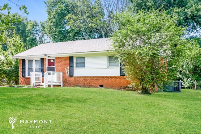 Foto del edificio - 2855 Greenside Dr NW