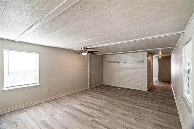 Building Photo - 4001 Gloria Dr