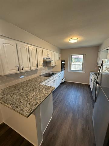 Foto del edificio - 7412 Lemonwood Ln