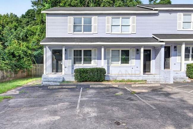 Foto del edificio - Easy Access to I-77 & Knox Abbott in Cayce!