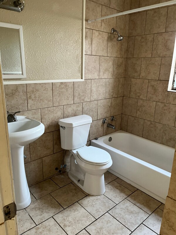 Foto del edificio - 1801 Duncan Ave