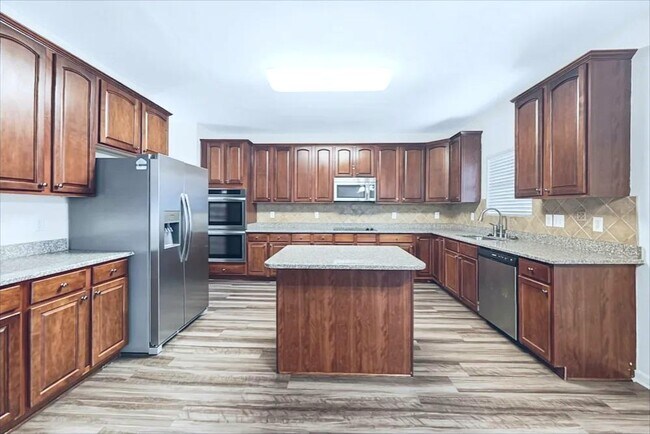 Foto del edificio - 450 Zinnia Ln N