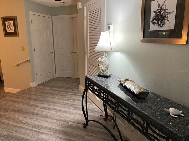 Foto del edificio - 5574 Golf Pointe Dr