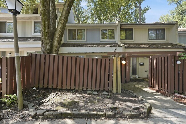 Foto del edificio - 2366 Southgate Square