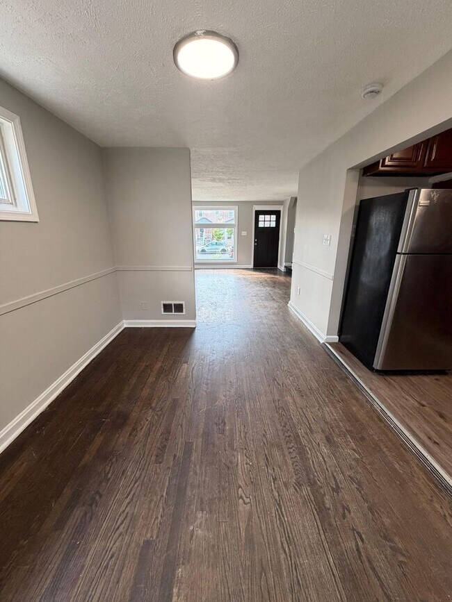 Building Photo - 7863 St Fabian Ln