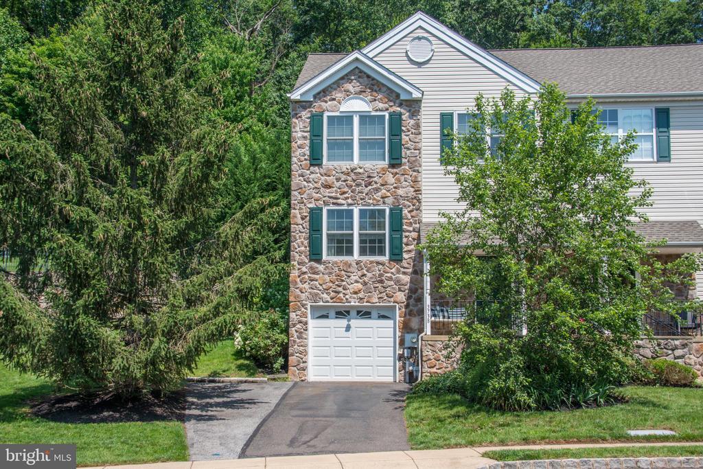 Foto principal - 3738 Swetland Dr