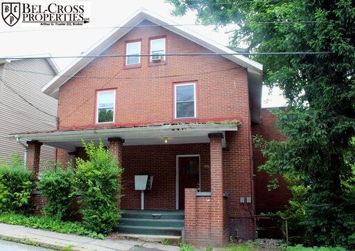 Primary Photo - 676 Willey St