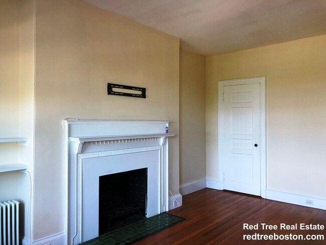 Photo - 470 Beacon St Apartment