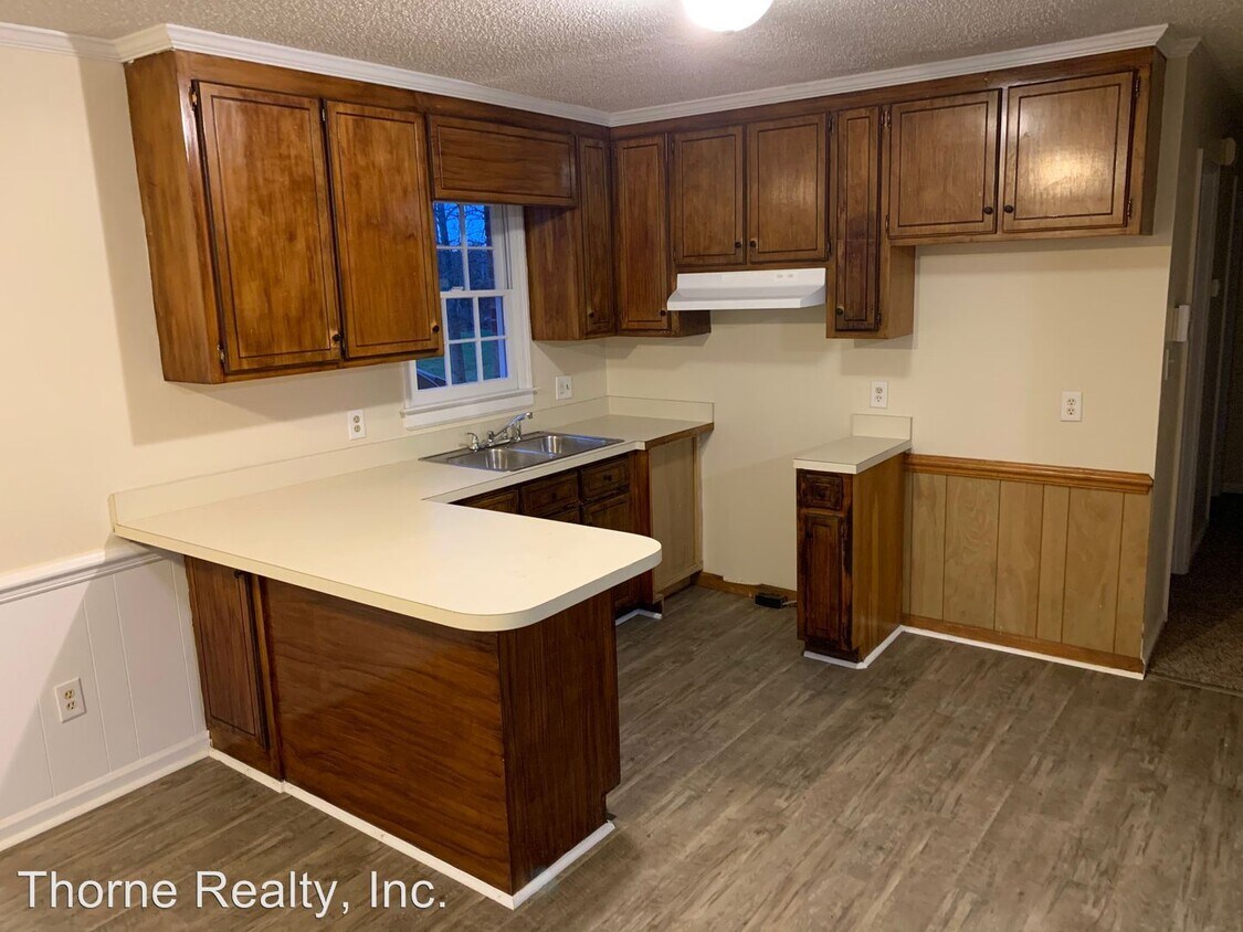 Foto del edificio - 3 br, 1 bath House - 4317 Kent Road
