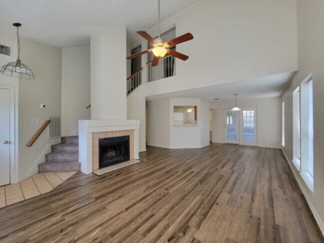 Foto del edificio - CORNER LOT IN ROWLETT!!!!!