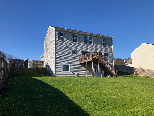 Building Photo - 514 Oak Meadow Dr