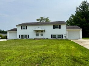 Building Photo - 242 Wimbledon Dr