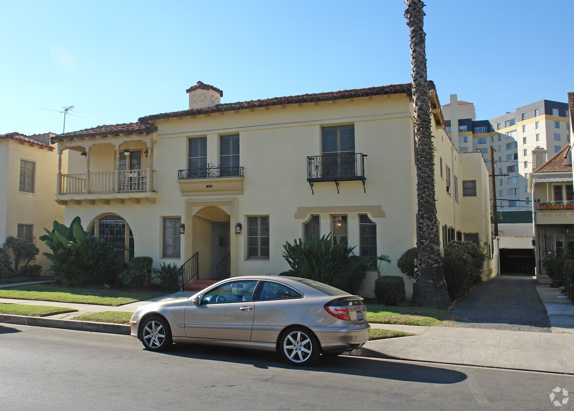 Foto del edificio - 421 S Cochran Ave