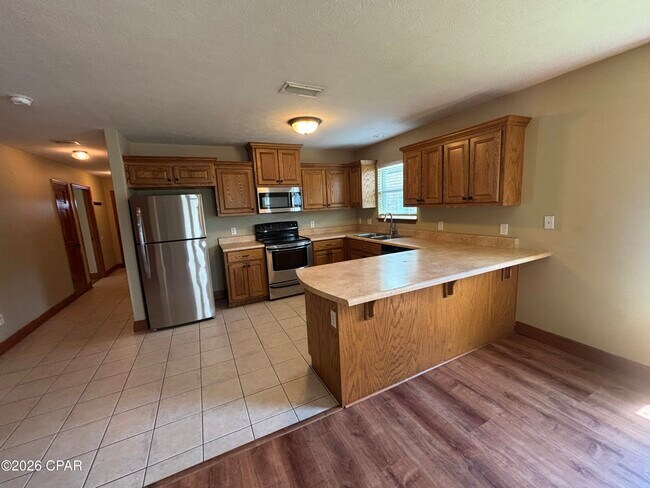 Foto del edificio - 4701 Deerfield Dr
