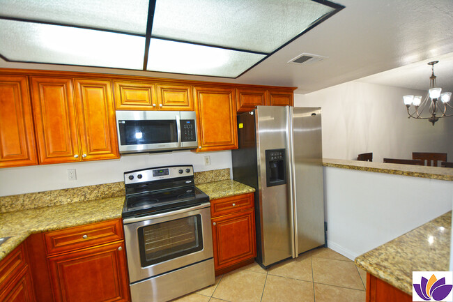 Building Photo - 6609 Caro St