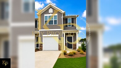 Building Photo - 2840 Egert Dr