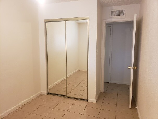 Building Photo - 14054 W Noble Cir