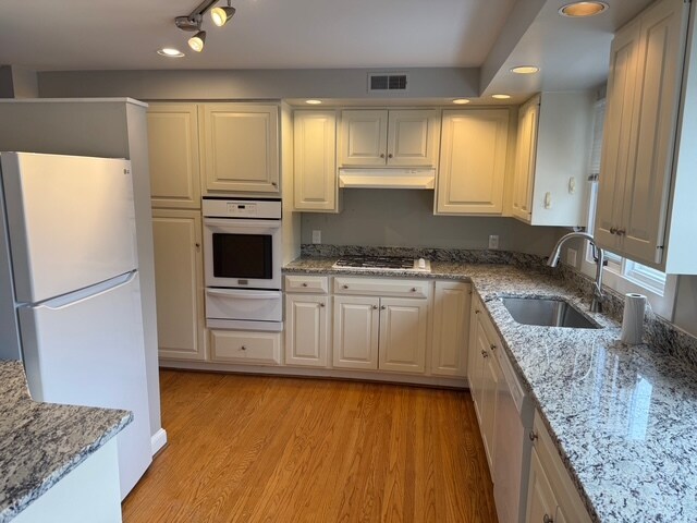 Foto del edificio - 5411 Houghton Pl